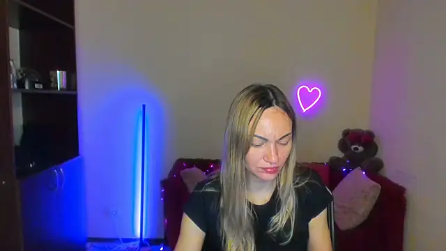 BlondMikey22 online show from 06.10.26