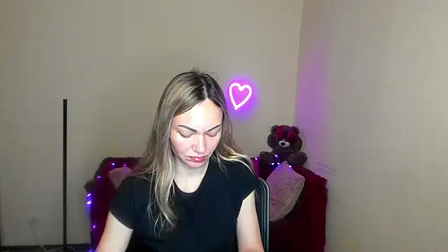 BlondMikey22 online show from 06.14.26