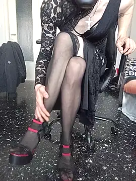 LASCHIAVA6TV72 online show from 02.13.26