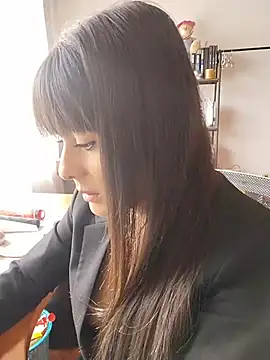Snapshot of Lyonette_reading1 chatting on 06.01.26 Lyonette reading1 online show from 06.01.26