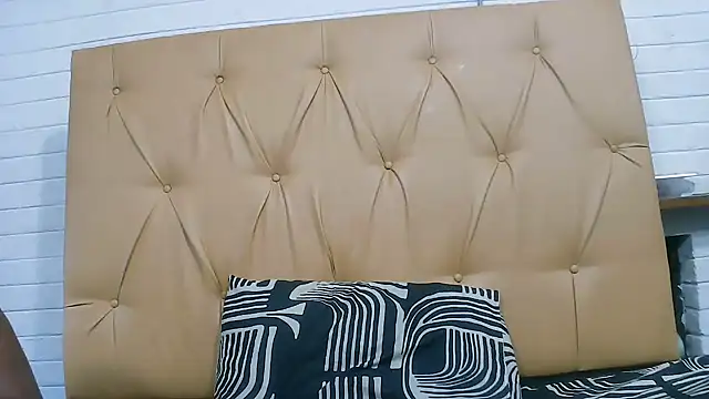 Snapshot of Ladyxx21 chatting on 02.19.26 Ladyxx21 online show from 02.19.26