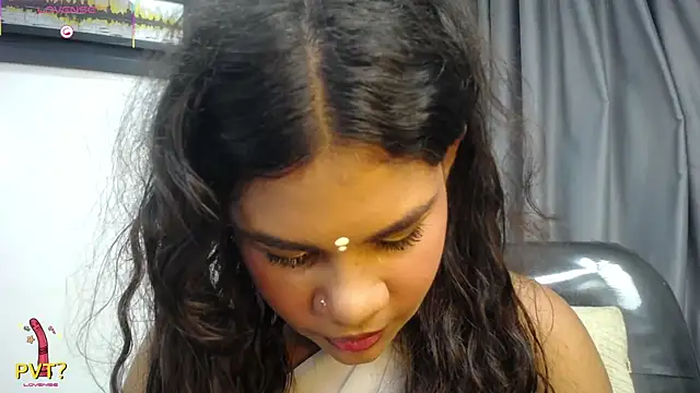 Snapshot of yaazhinii chatting on 07.15.26 yaazhinii online show from 07.15.26