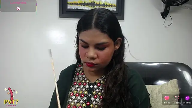 Snapshot of yaazhinii chatting on 07.20.26 yaazhinii online show from 07.20.26