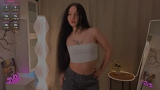 RoxannRunk online show from 03.10.26