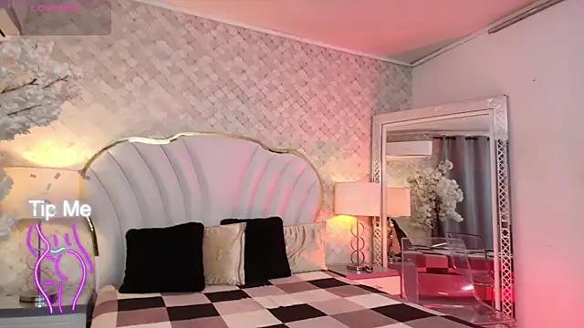 YazminJenner online show from 04.29.26