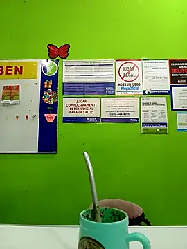 Snapshot of Beesametoda chatting on 03.20.26 Beesametoda online show from 03.20.26