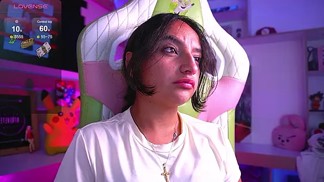  emily jonexs online show from 02.25.26