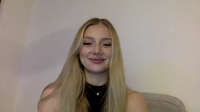 MayaWetDream online show from 02.12.26