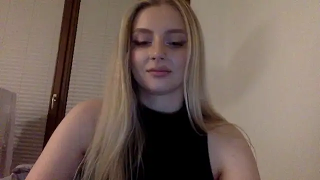 MayaWetDream online show from 04.30.26