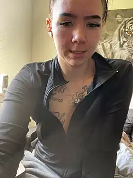 zoeelovee online show from 03.16.26