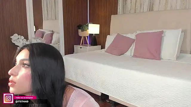 missthailand  online show from 04.21.26