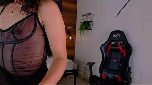 FernandaBrown   online show from 05.15.26