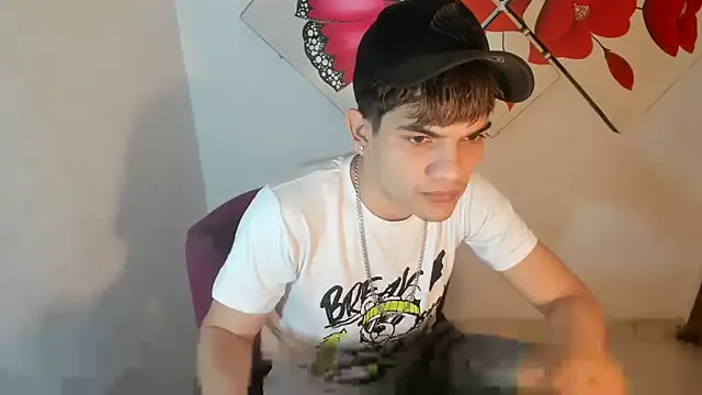 Jesshot bigcock20cm online show from 03.15.26