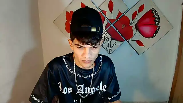 Jesshot bigcock20cm online show from 07.24.26