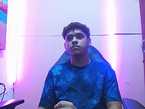 Snapshot of elking_big chatting on 03.11.26 elking big online show from 03.11.26