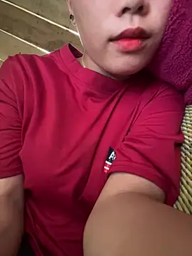 Snapshot of DoliceGirl2k chatting on 06.06.26 DoliceGirl2k online show from 06.06.26