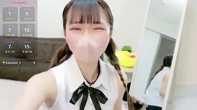 Snapshot of mi-na-chaaan chatting on 02.12.26 mi-na-chaaan online show from 02.12.26