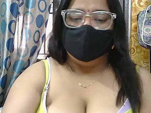 GangbangCouple online show from 04.14.26