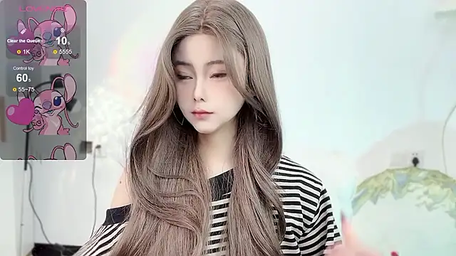 Snapshot of Memeli0 chatting on 03.04.26 Memeli0 online show from 03.04.26