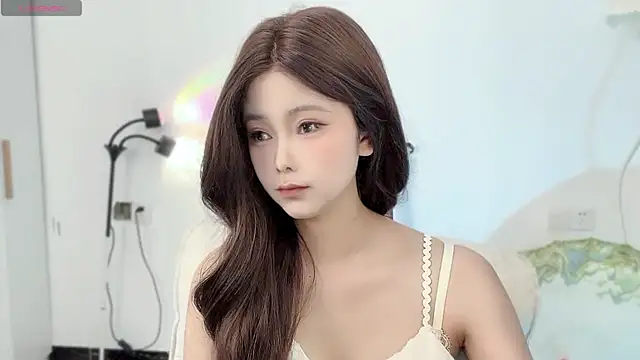 Snapshot of Memeli0 chatting on 04.07.26 Memeli0 online show from 04.07.26