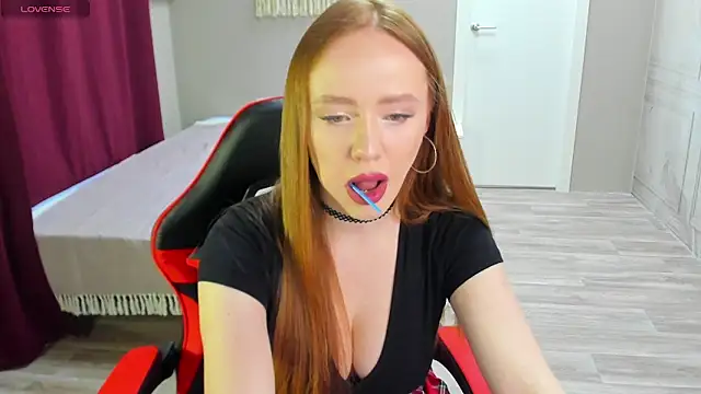 RoseShelton online show from 02.08.26