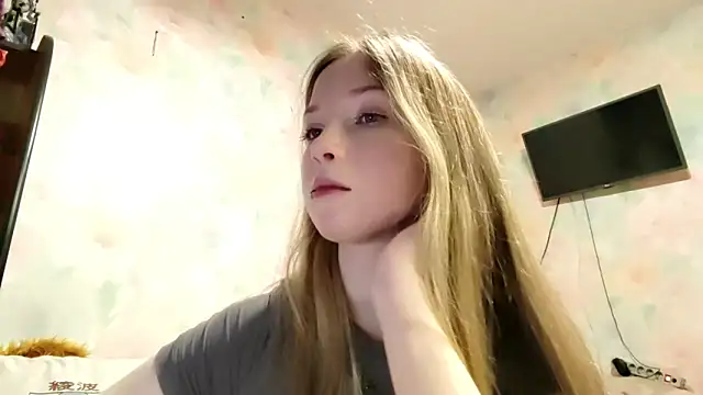 TiaBIanks online show from 02.24.26