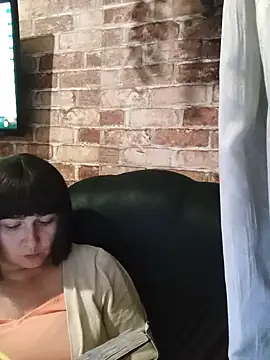 Snapshot of itismyhobby chatting on 09.12.25 itismyhobby online show from 09.12.25