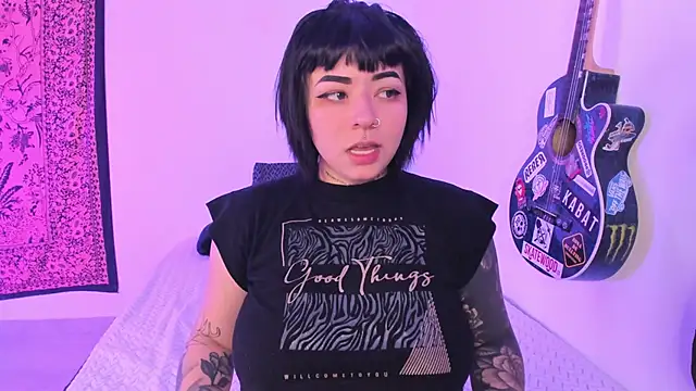 Snapshot of Aria_x_Orien_ chatting on 03.23.26 Aria x Orien online show from 03.23.26