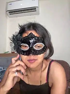 raavigirl online show from 04.21.26
