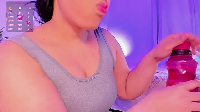 Snapshot of kitty_katth chatting on 03.01.26 kitty katth online show from 03.01.26