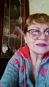 SophieBurns online show from 04.13.26