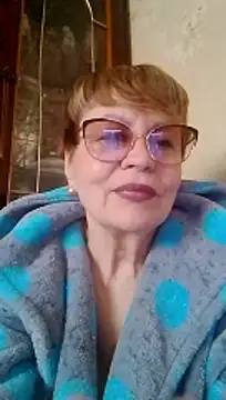 SophieBurns online show from 04.20.26