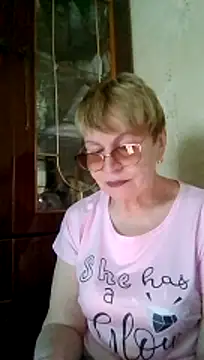 SophieBurns online show from 06.20.26