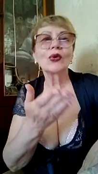 SophieBurns online show from 07.03.26