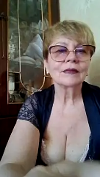 SophieBurns online show from 07.04.26