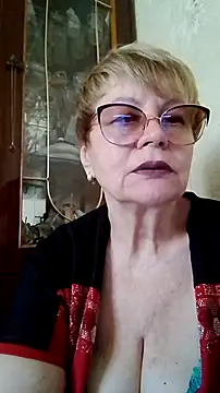 SophieBurns online show from 07.11.26