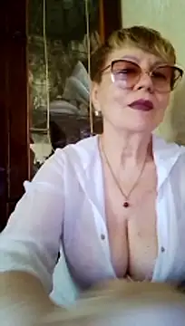 SophieBurns online show from 07.19.26