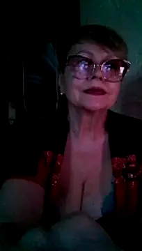 SophieBurns online show from 07.28.26