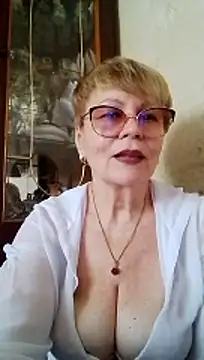SophieBurns online show from 07.30.26