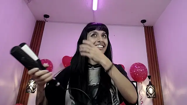 FRANCESCA LOVE  online show from 02.15.26