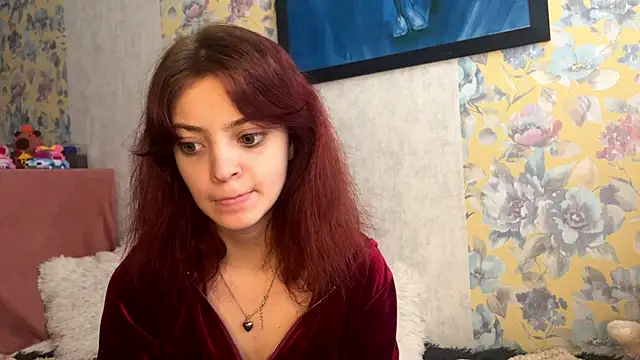 Snapshot of CassyVixen chatting on 06.12.26 CassyVixen online show from 06.12.26