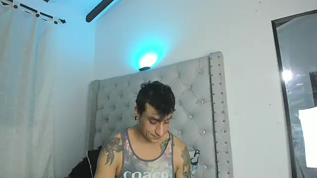 SkinnyDevil12 online show from 02.21.26