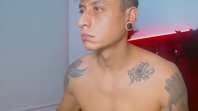 SkinnyDevil12 online show from 03.04.26