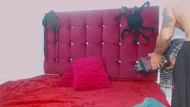 SkinnyDevil12 online show from 03.05.26