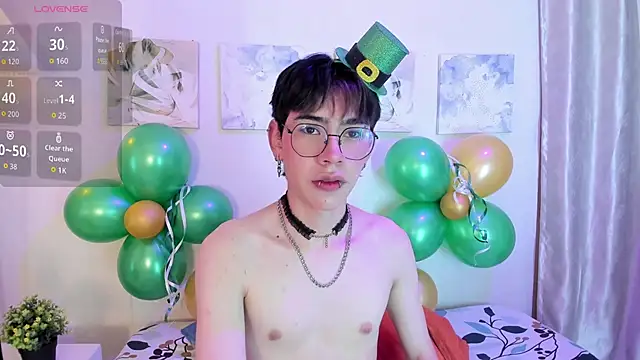 Demian Hush online show from 03.18.26