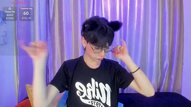 Demian Hush online show from 04.29.26