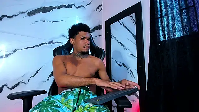 Nehemiaa boy online show from 04.20.26