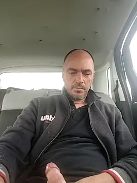 Snapshot of circott chatting on 03.08.26 circott online show from 03.08.26