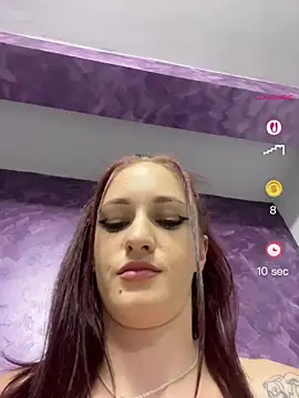 Snapshot of Roxyfoxyyy chatting on 07.08.26 Roxyfoxyyy online show from 07.08.26