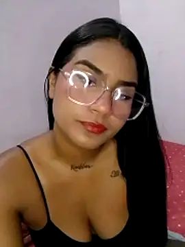 Zoe Renata online show from 02.11.26